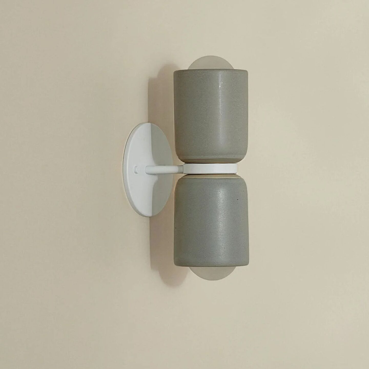 Terra 2 Wall Fog & White Satin